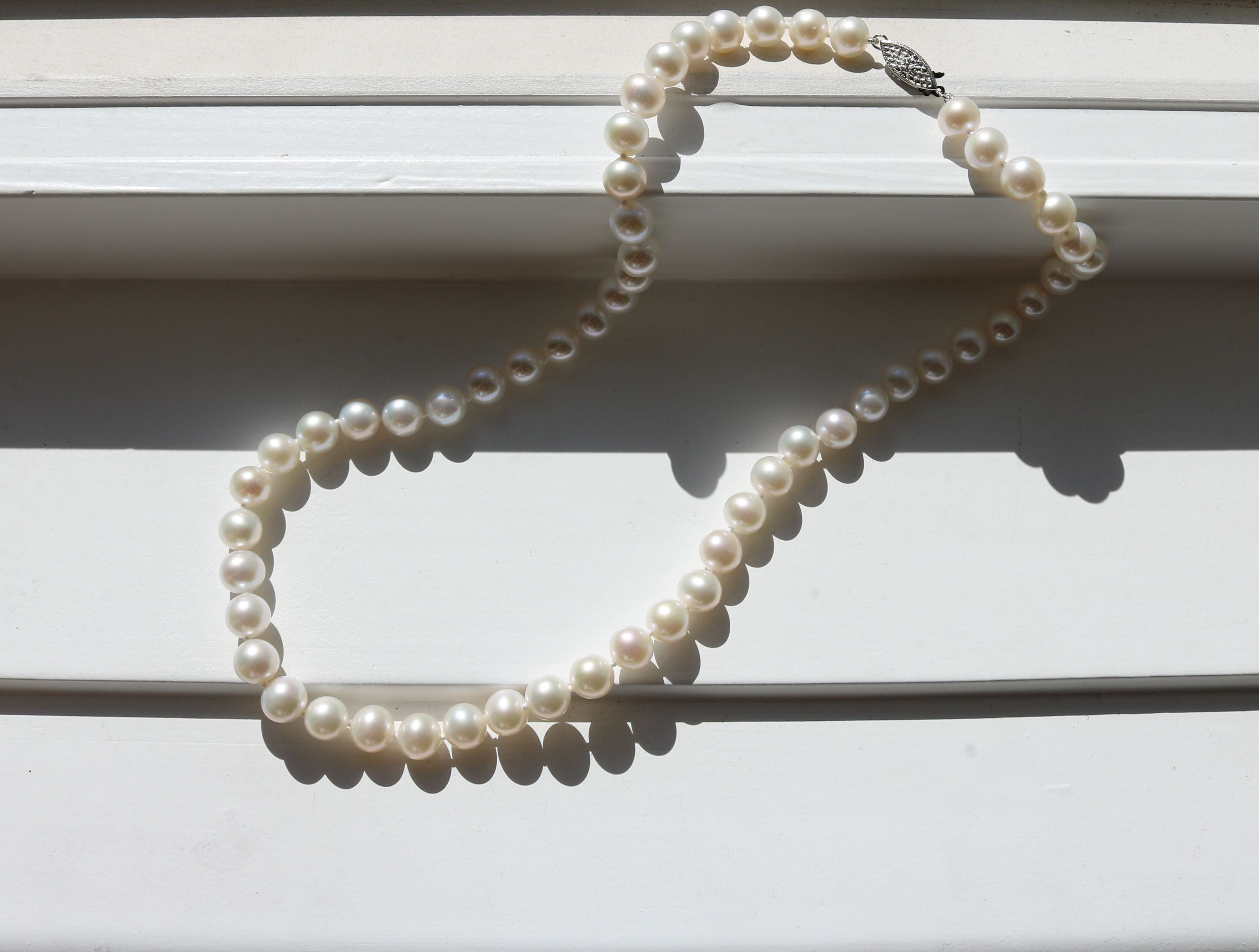 How to Invest in Pearls: A Guide to Timeless Wealth