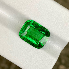 6-61-carats-verdant-green-tsavorite-garnet-cushion-modified-cut-tanzania
