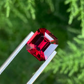 5.70 Carats Reddish Pink Garnet Stone