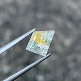 1.88 Carats Petroleum Quartz Loose Stone