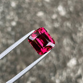 4.90 Carats Red Garnet Stone