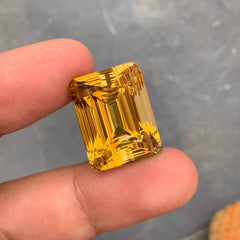 35-91-carats-honey-color-citrine-emerald-cut-natural-brazilian-gemstone