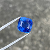 7.57 Carats Natural Blue Sapphire Stone