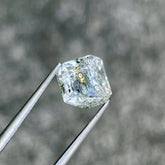 2.18 Carats Petroleum Quartz Loose Stone