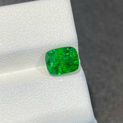 2.79 Carats Certified Tsavorite Garnet