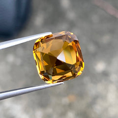 8-26-carats-neon-yellow-canary-tourmaline-cushion-modified-brilliant-cut-africa