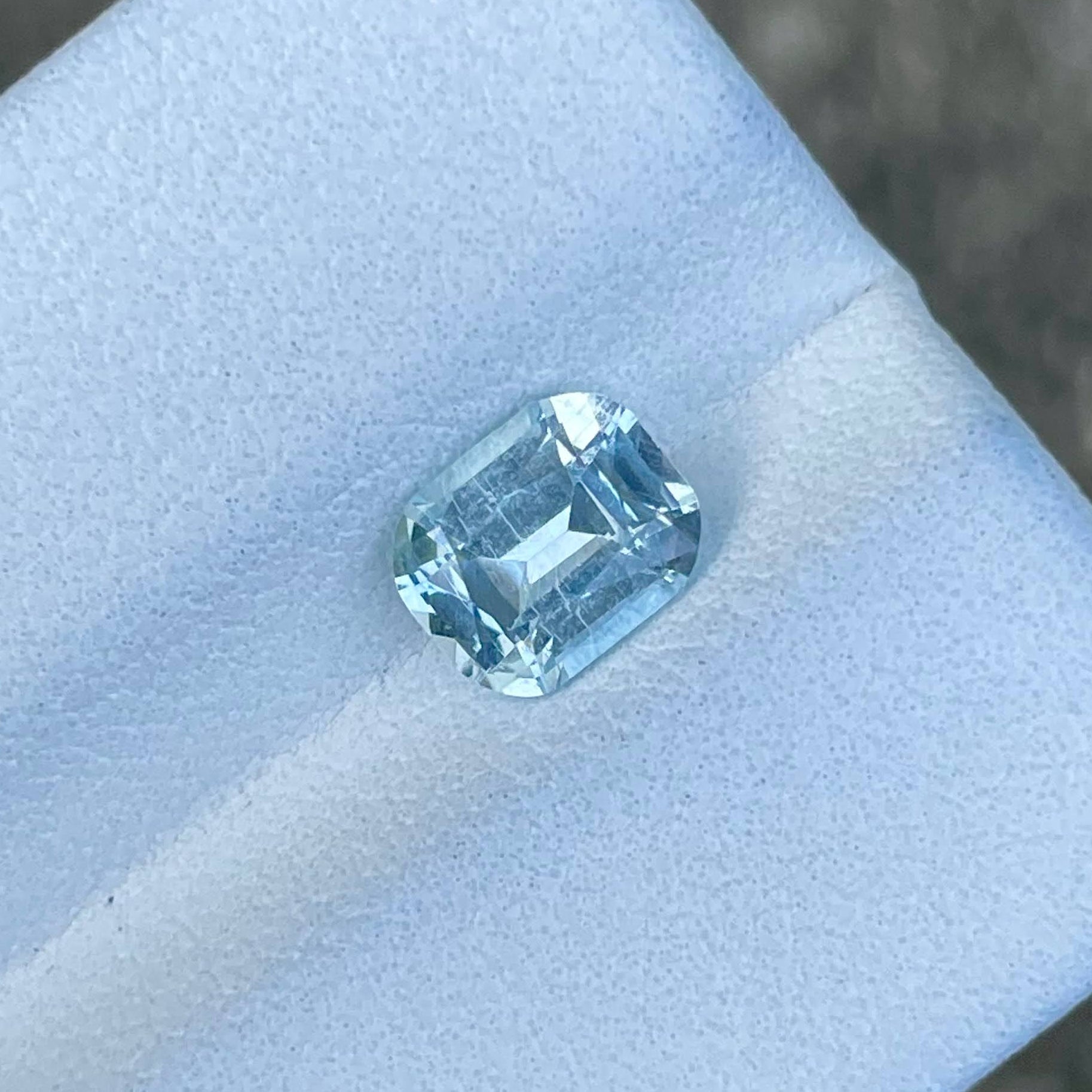 1.21 Carats Light Color Aquamarine