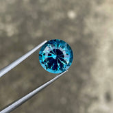 5.24 Carats London Blue Topaz Stone