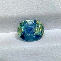 2-65-carats-bicolor-parti-sapphire-oval-faceted-madagascar