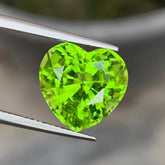 pakistan-peridot-7-60ct-heart-cut