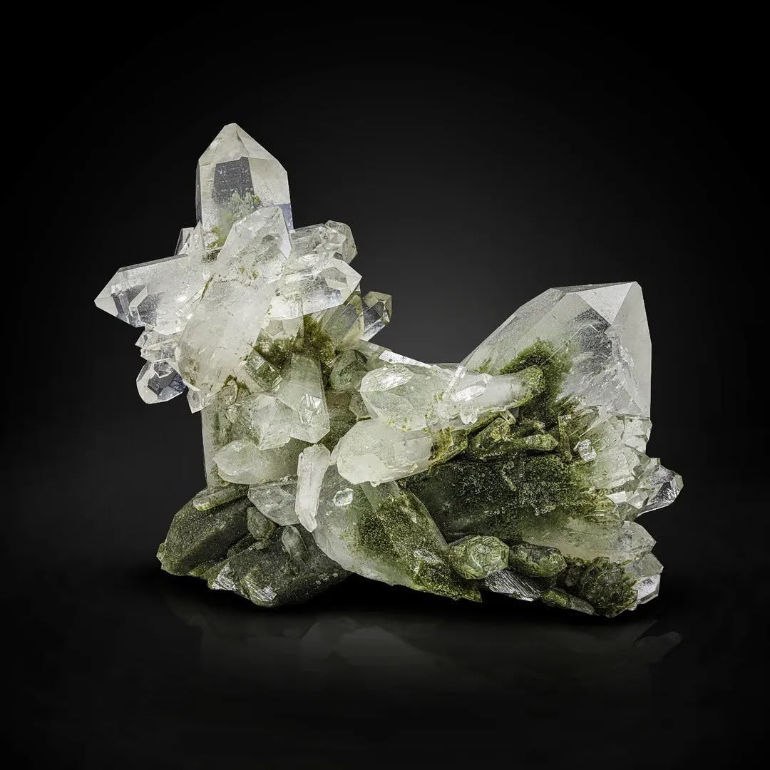 terminated Chlorite Quartz cluster
