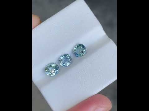 3.55 carats Blue Oval Sapphire Natural Gemstones Set from Sri Lanka