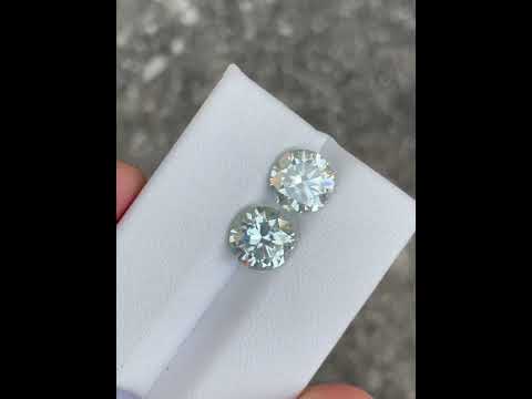 4.23 carats Round Cut Moissanite Pair