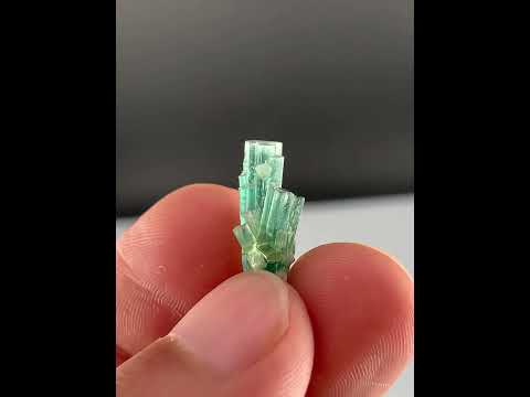 Clustering of Indicolite Tourmaline Crystals from Afghanistan