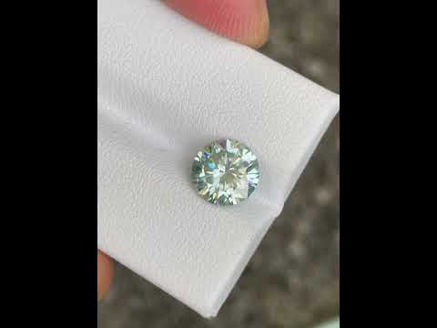 2.10 Carats Round Lab Grown Moissanite