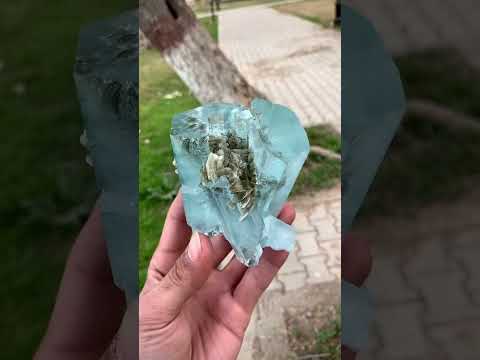 Fatty Aggregate of Aquamarine Crystals with Muscovite From Pakistan