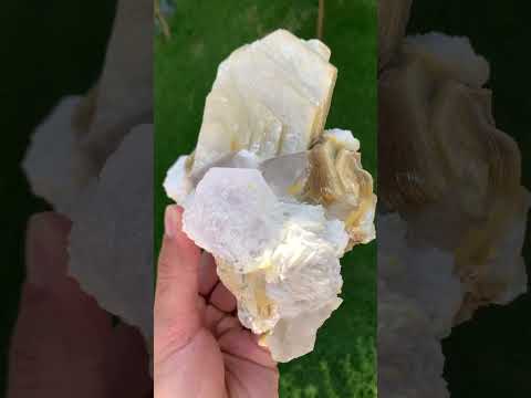 Morganite on Muscovite, Cleavelandite