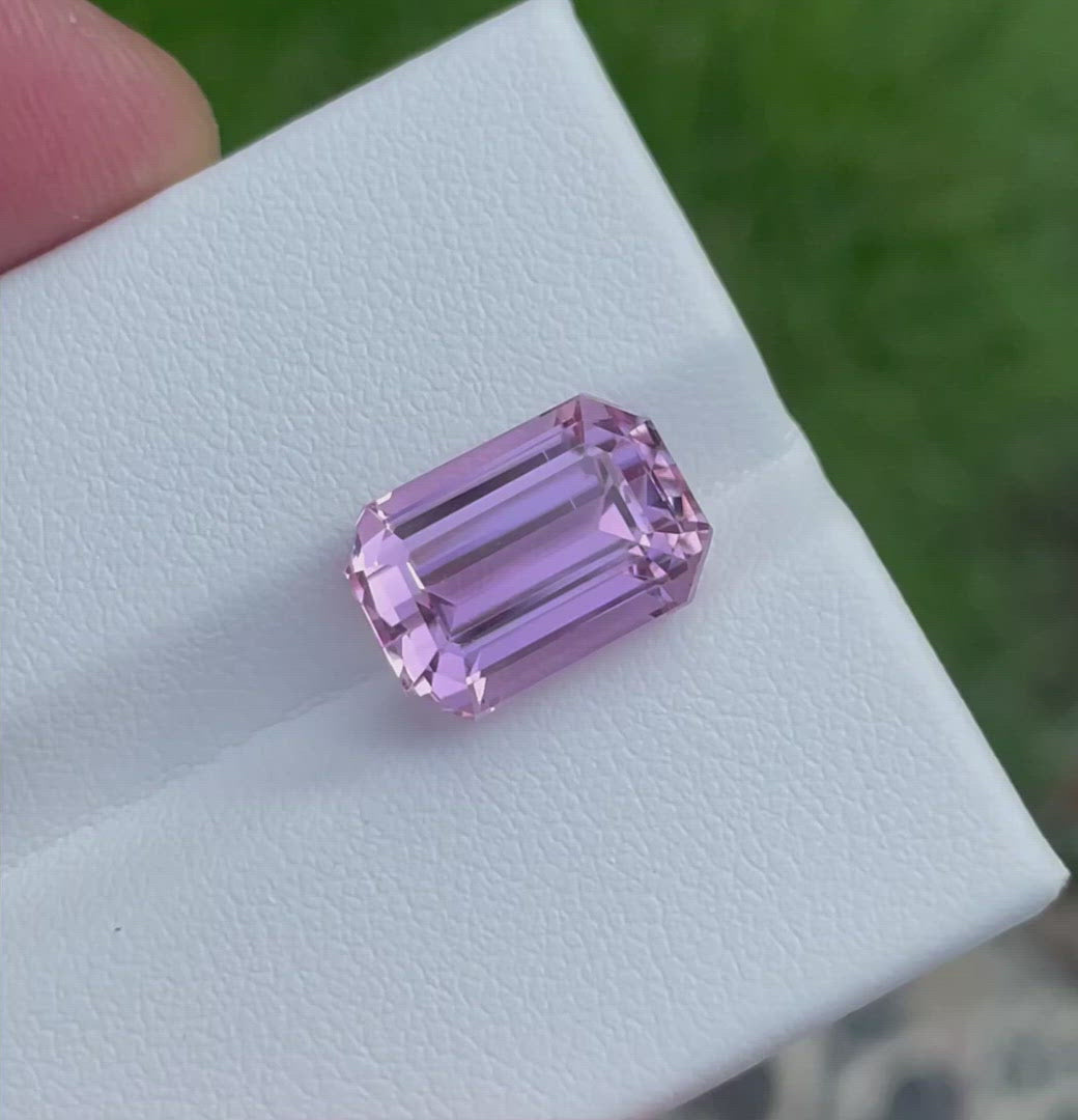 Fantastic Pink Kunzite Stone