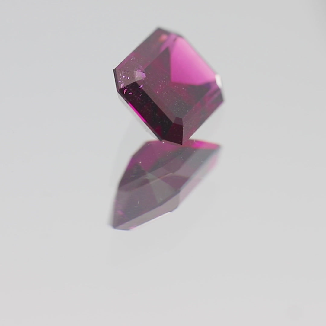 Dazzling Malawi Garnet Gemstone