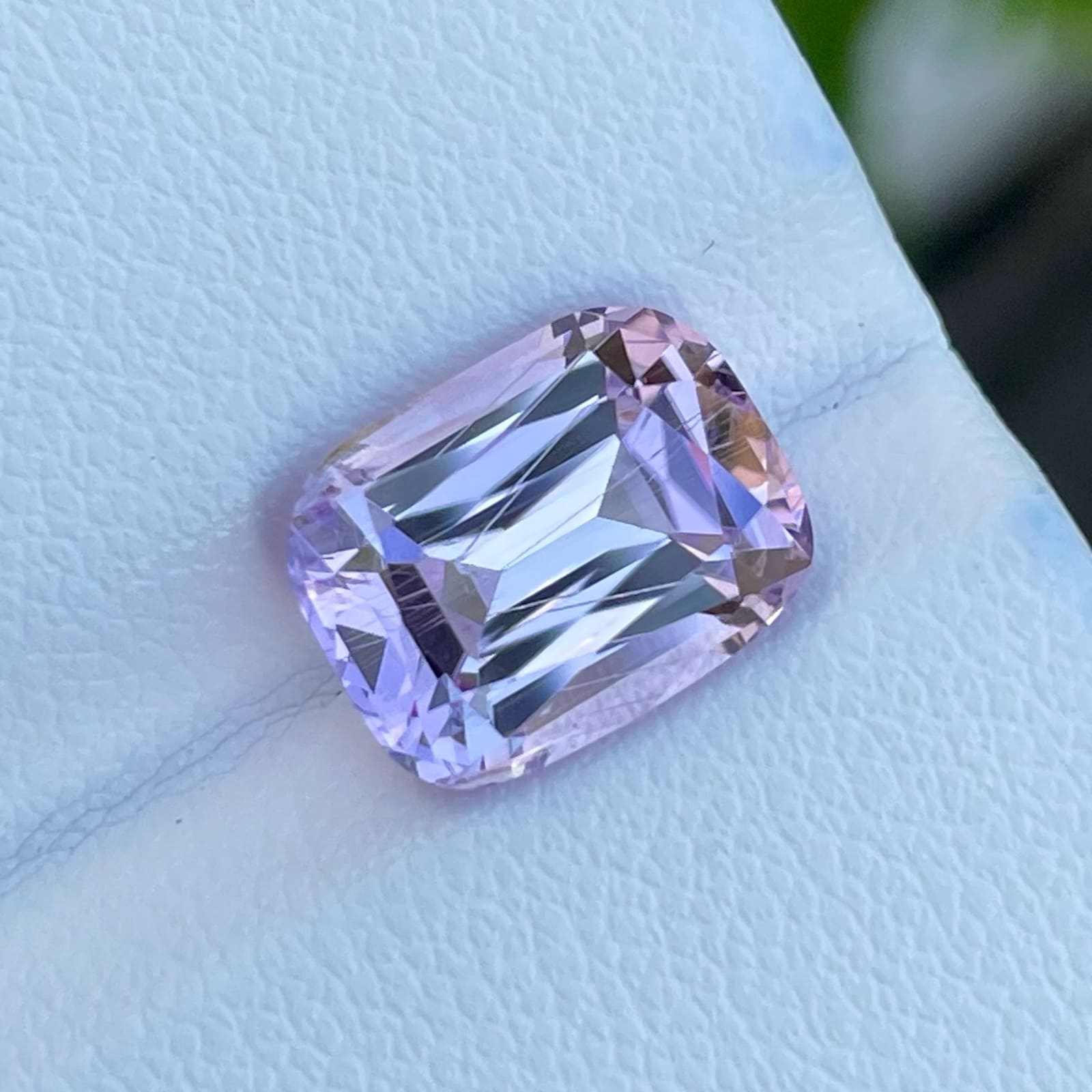 Baby Pink Color Natural Kunzite