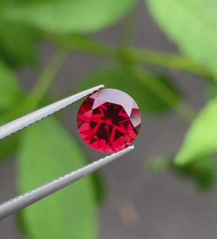 Shiny Natural Red Garnet For Ring