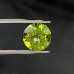 5.45 carats Natural Brilliant Round Cut Peridot Gems