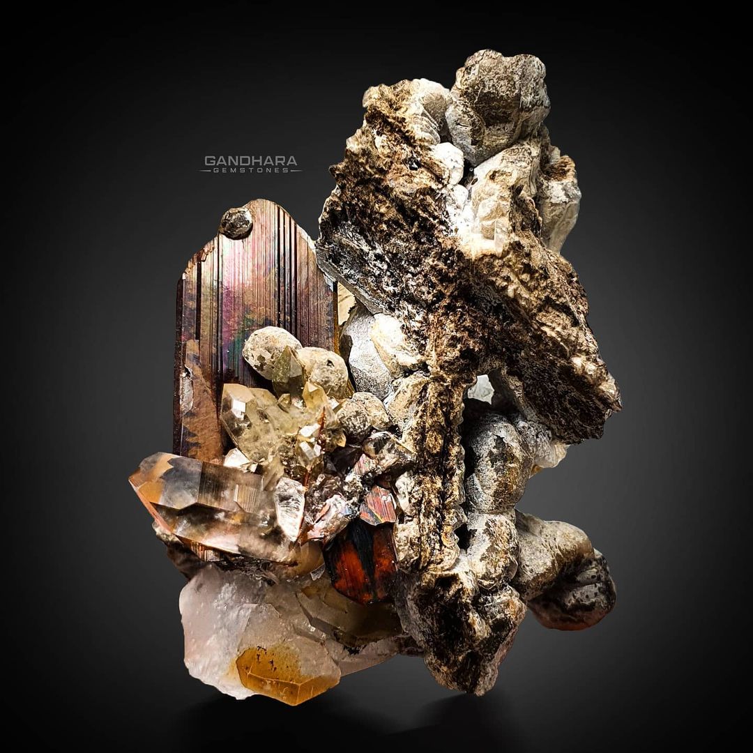 Brookite Raman Buy Brookite Minerals at best price | Gandhara Gems