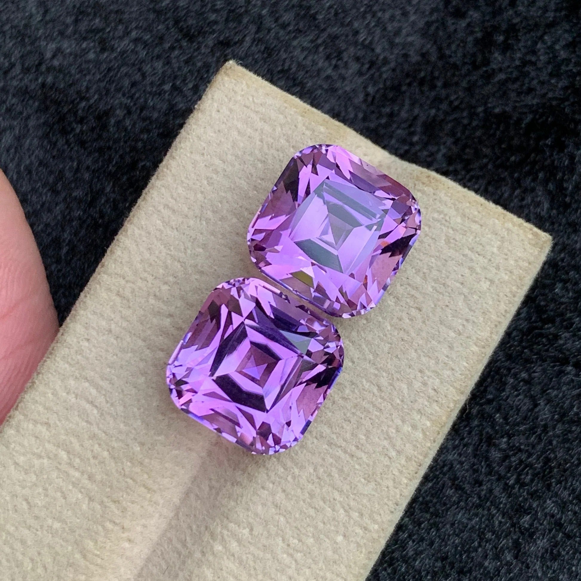 18.35Ct Pink Purple Amethyst Pair