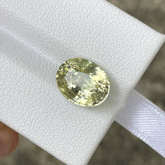 4.99 Carats Yellow Sapphire Gemstone