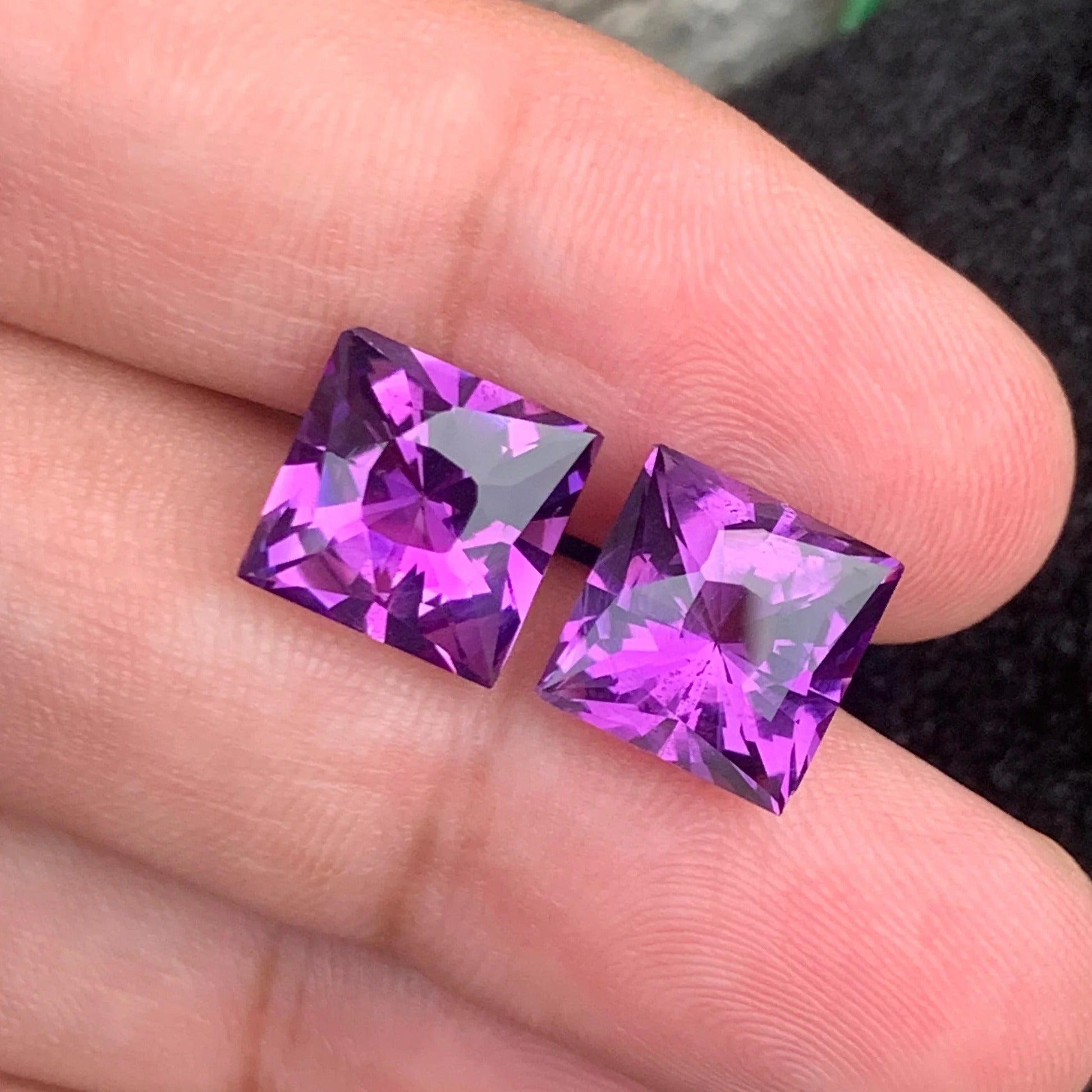 14-05-carats-pink-purple-amethyst-pair-baguette-faceted-brazil