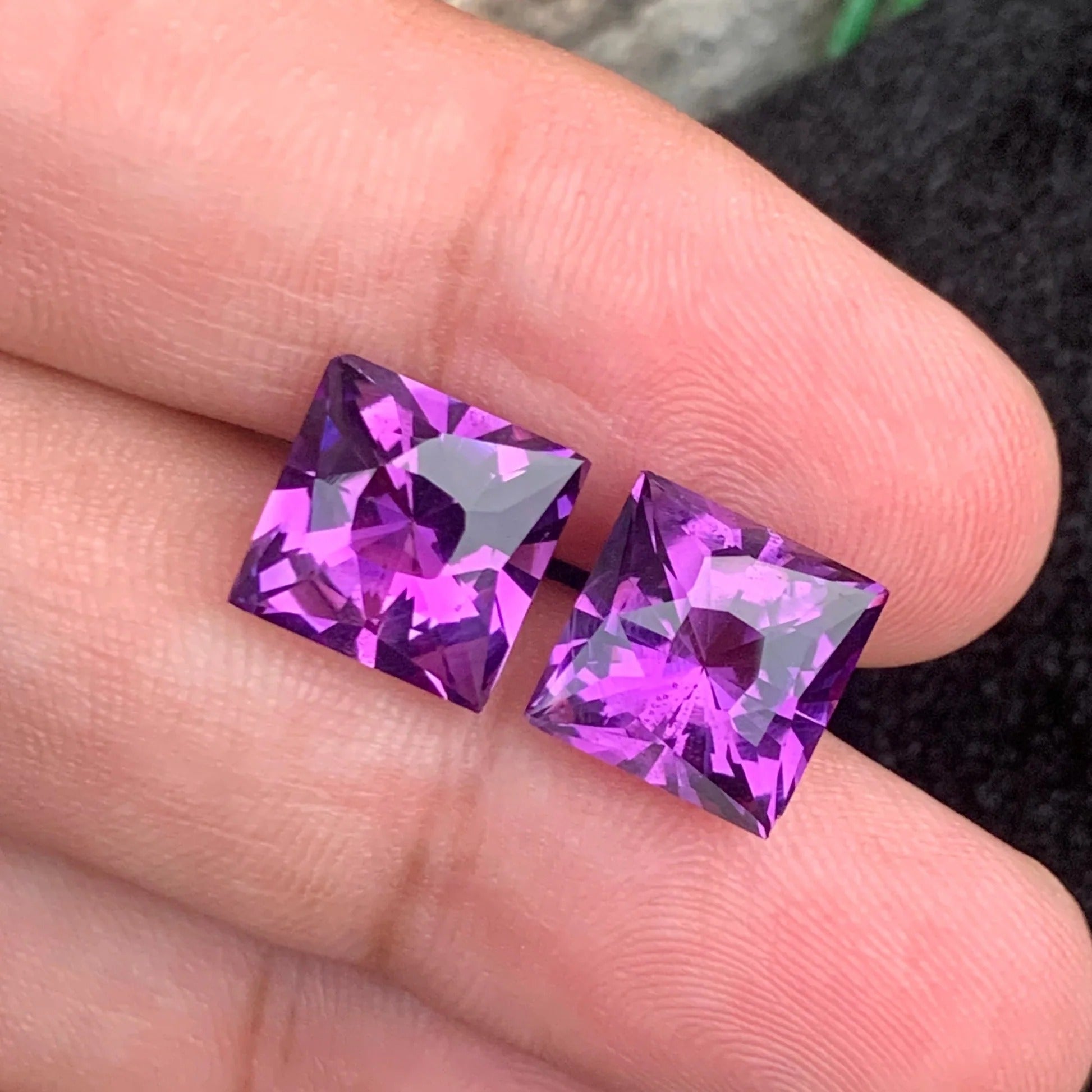 14-05-carats-pink-purple-amethyst-pair-baguette-faceted-brazil
