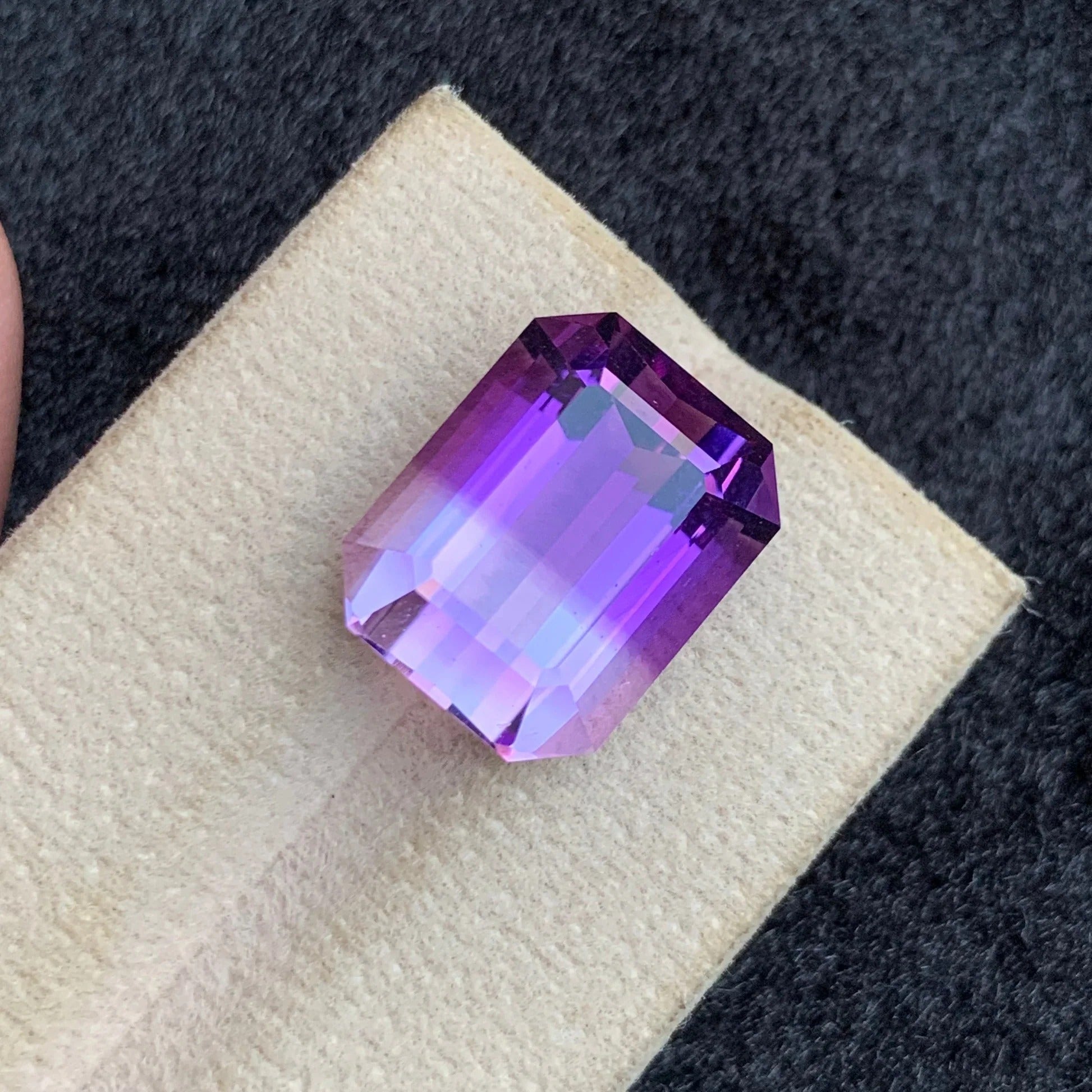 13-15-carats-natural-bicolor-amethyst-emerald-cut-brazilian-gemstone