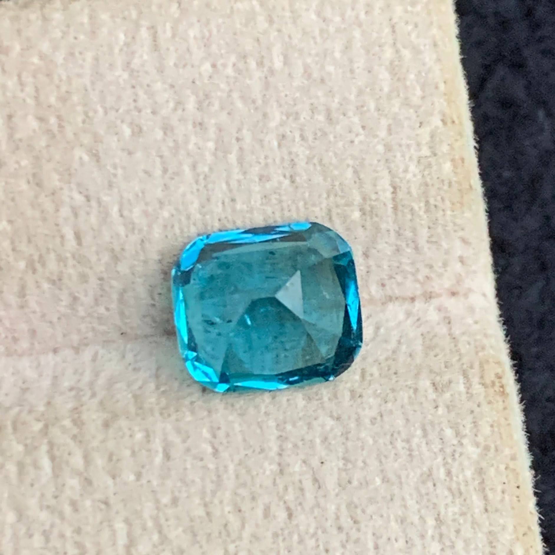2.25 Carats Blue Tourmaline Stone