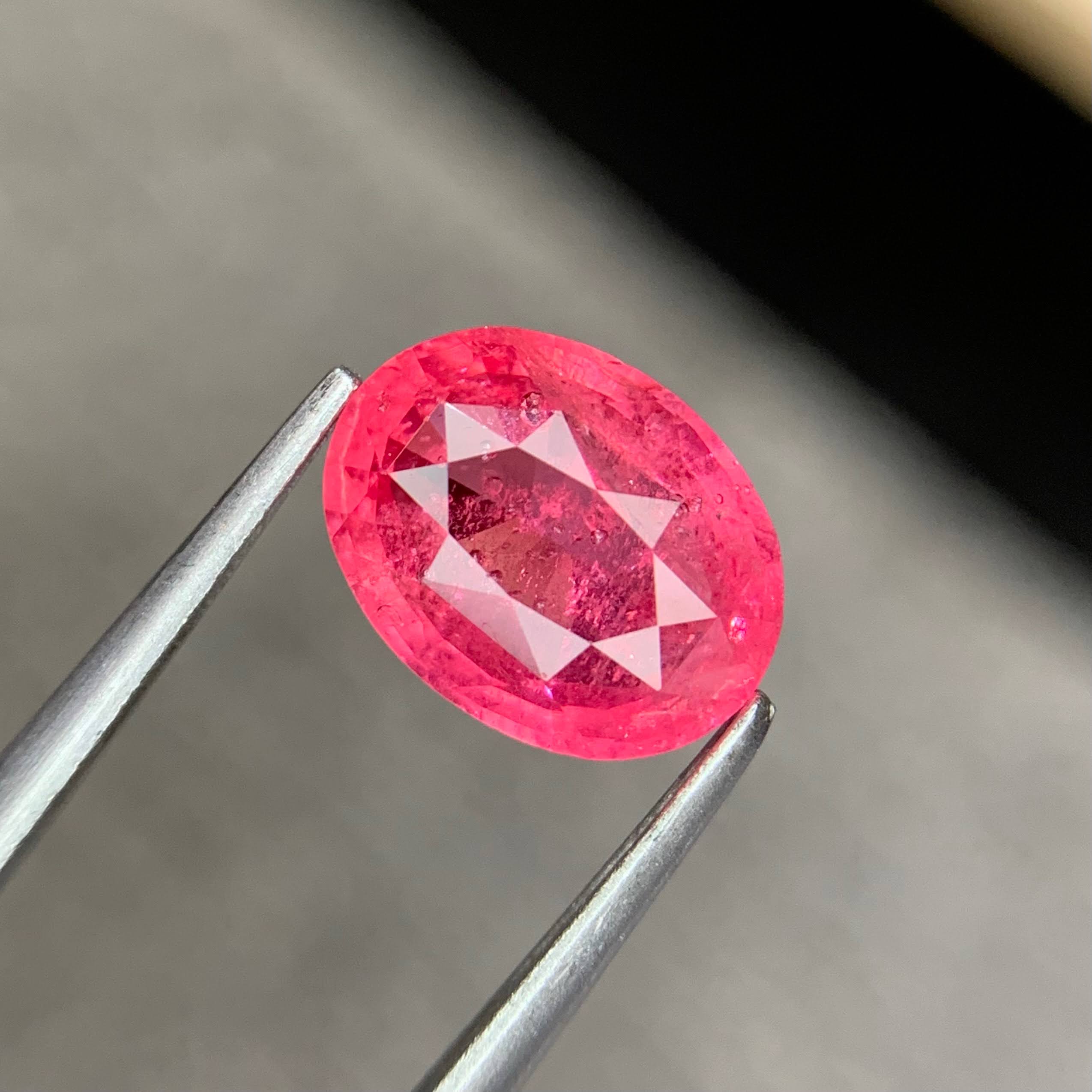 2.18 Ct Pinkish Red Mahenge Spinel Oval