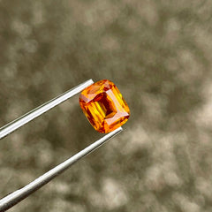 1.65 Carats Orange Sapphire Gemstone