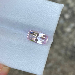 1.27 Carats Pink Morganite Gemstone