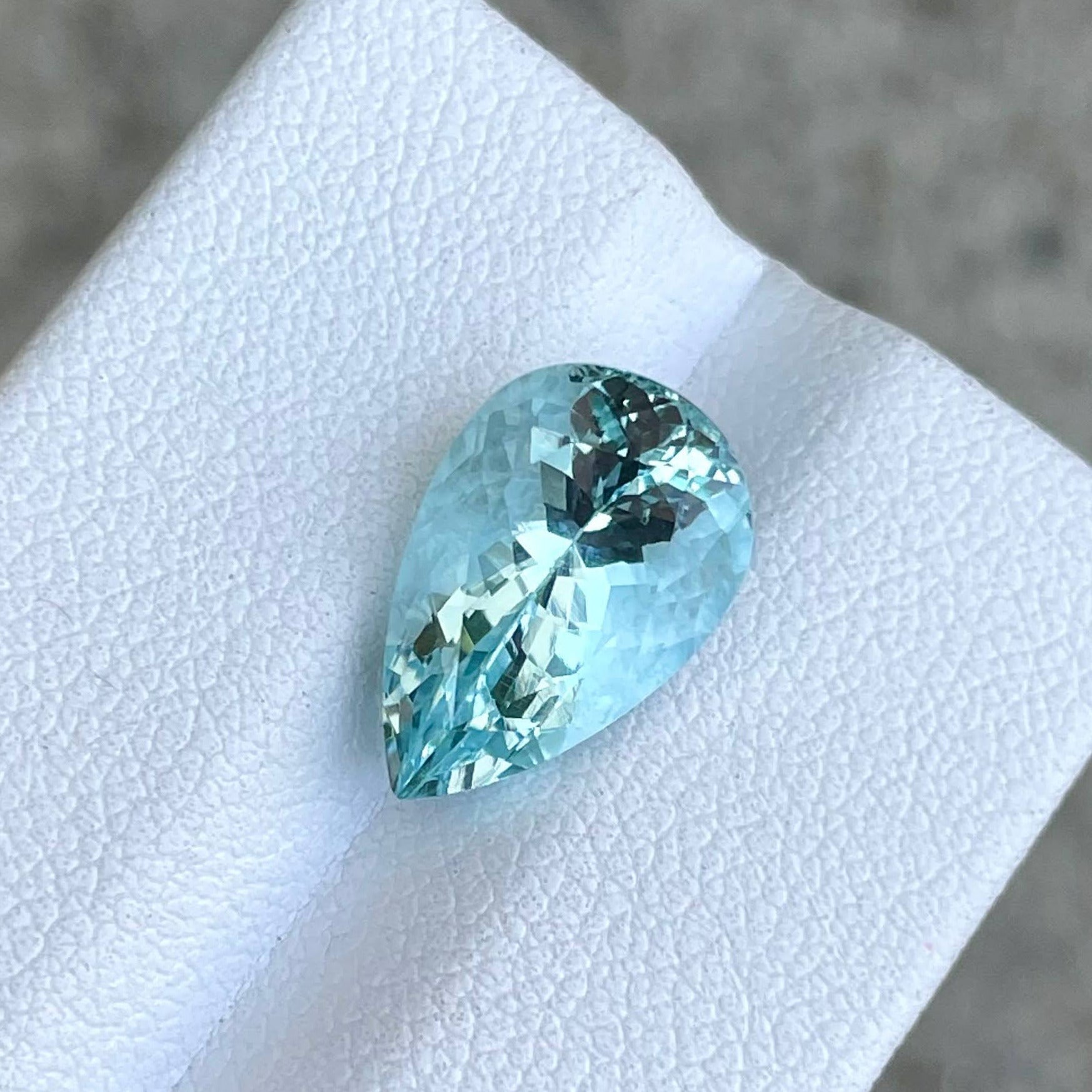 5.11 Carats Blue Aquamarine Pear Stone