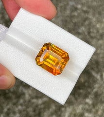 18.47 Carats Orange Sapphire Gemstone