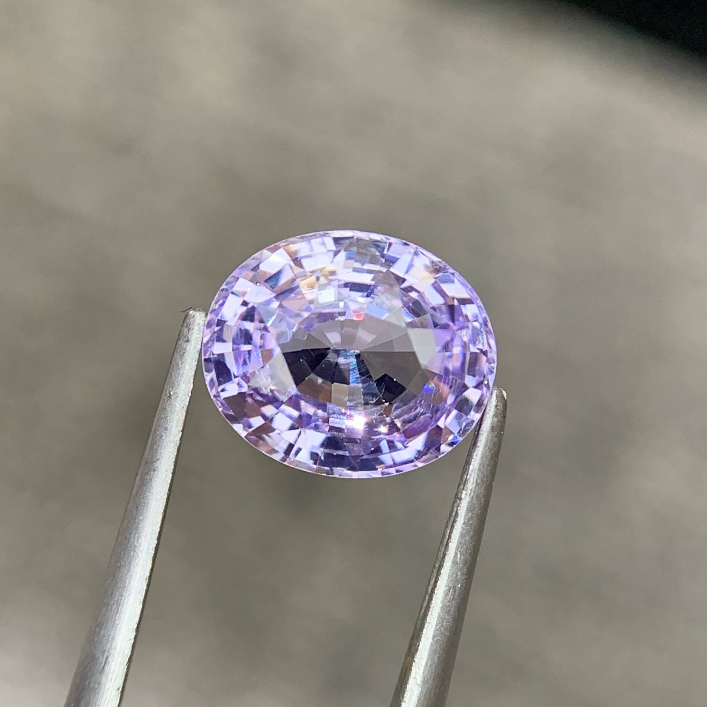 2.27 Ct Light Lavender Spinel Oval