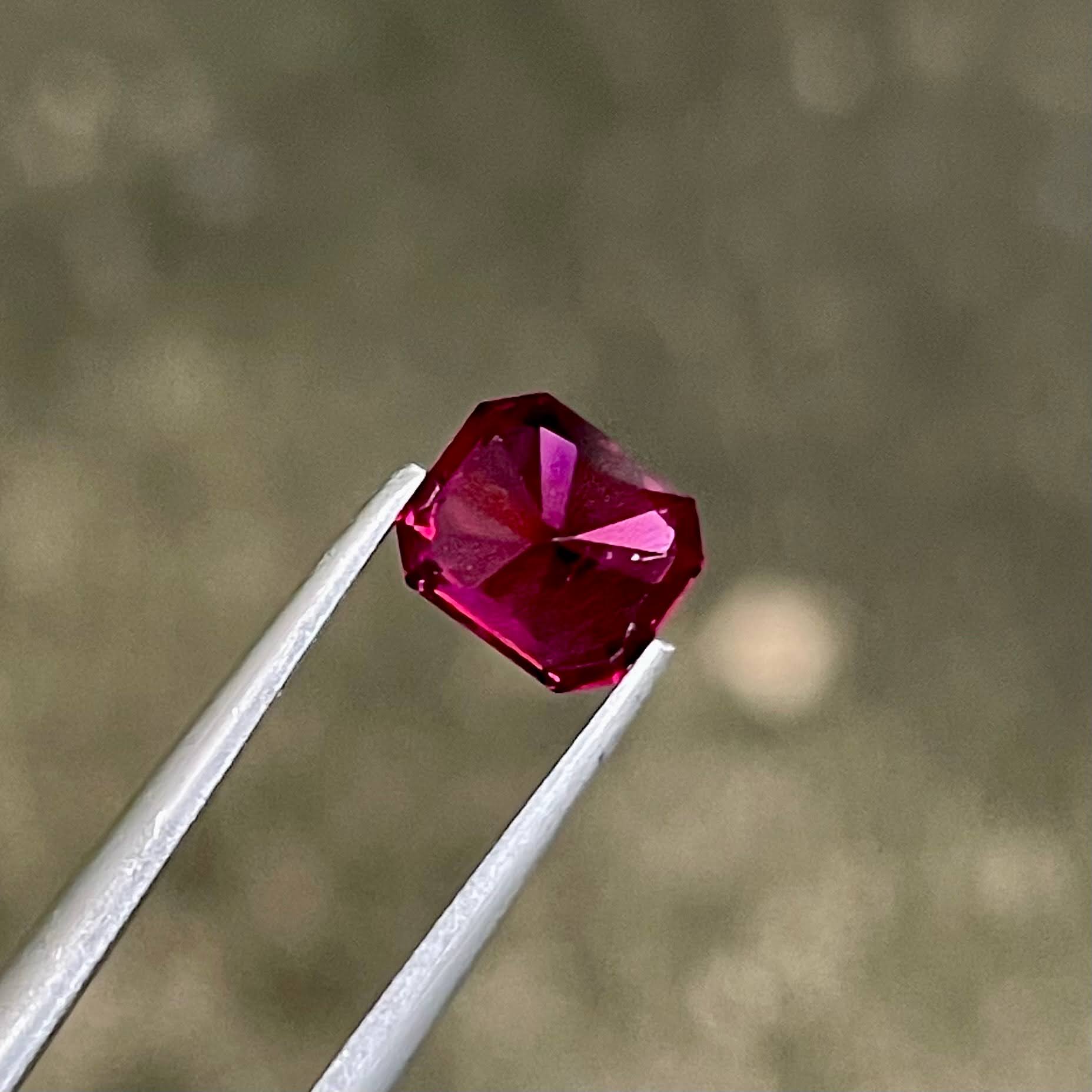 1.58 Carats Soft Pink Garnet Stone