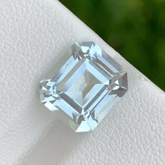 Glamorous Natural Aquamarine 4.15 carats Emerald Cut Loose Pakistani Gemstone