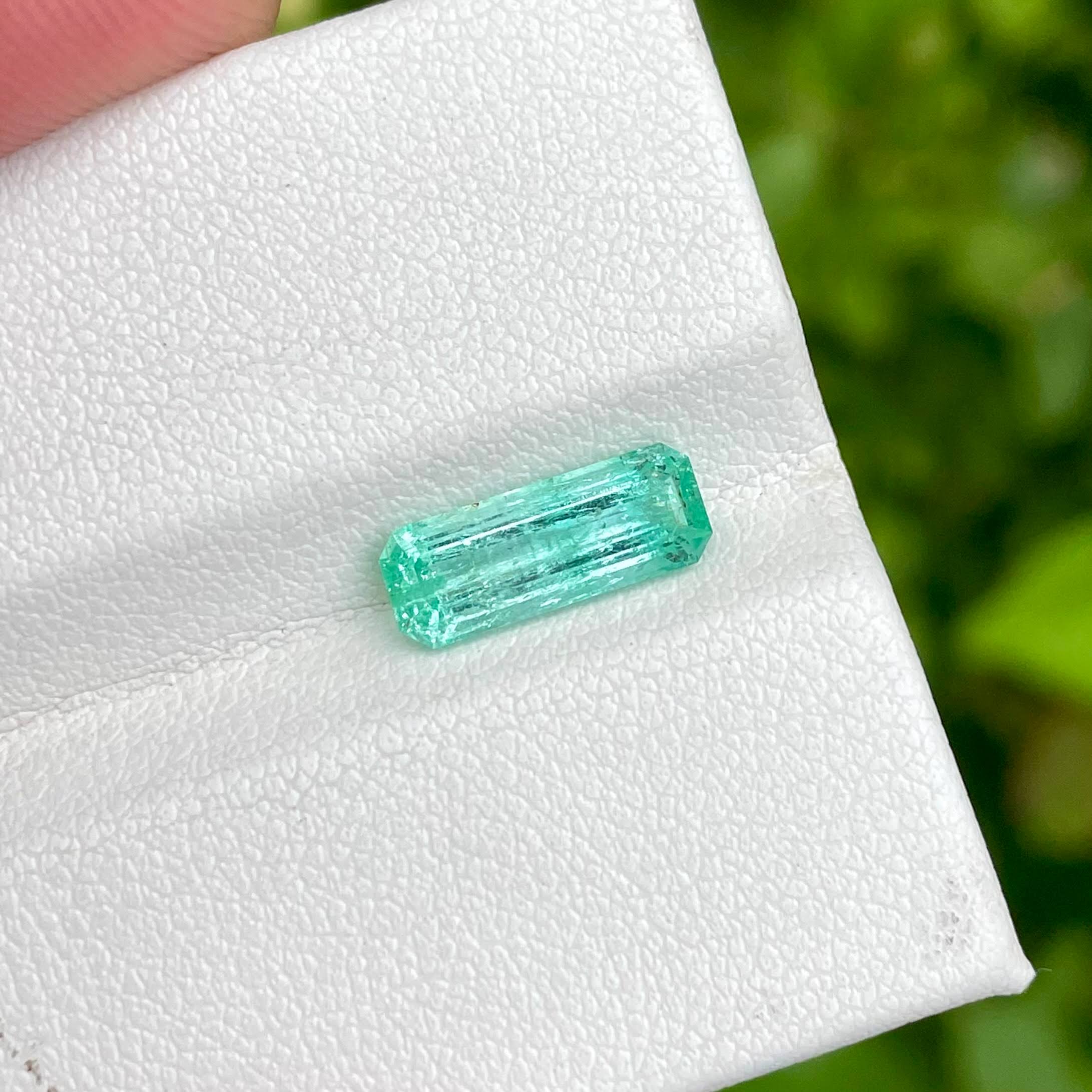 1.65 Carats Emerald Faceted Gemstone