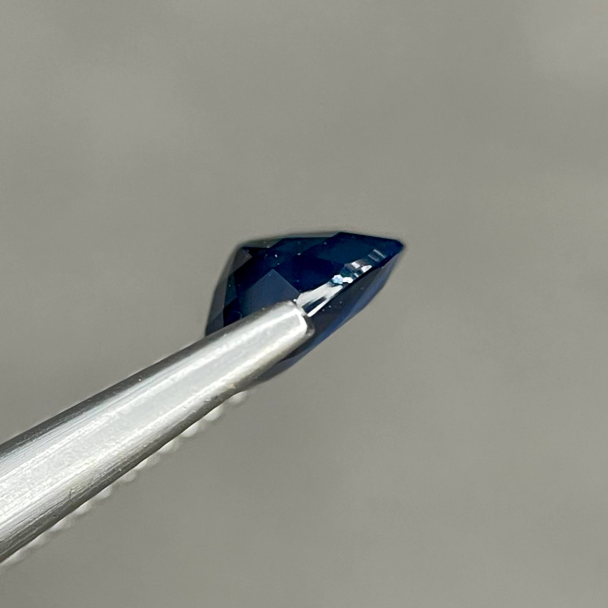 1.71 Ct Teal Sapphire Oval Cut
