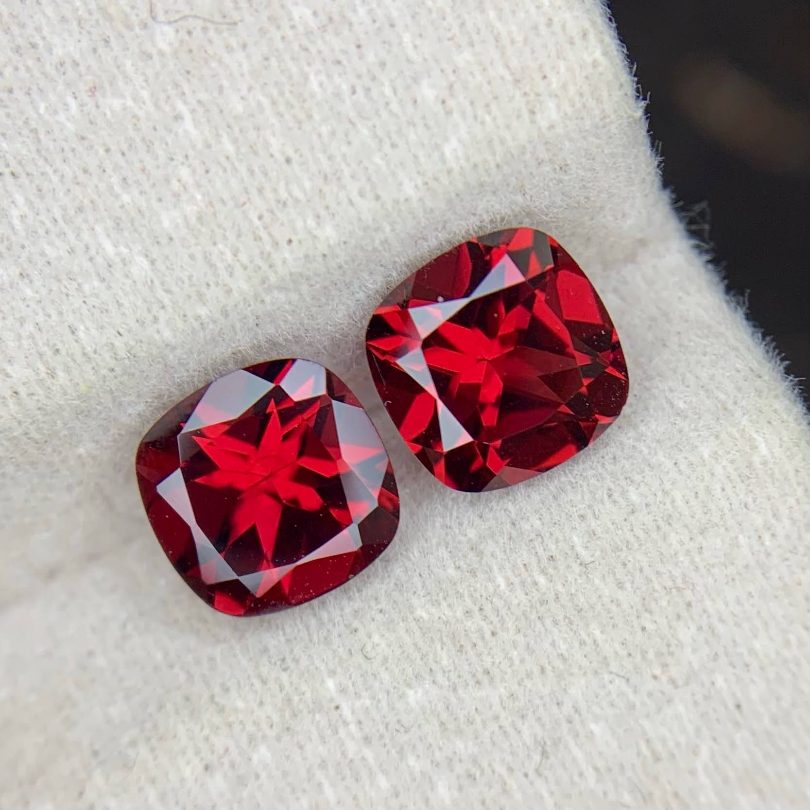 3.60Ct Rhodolite Garnet Pair
