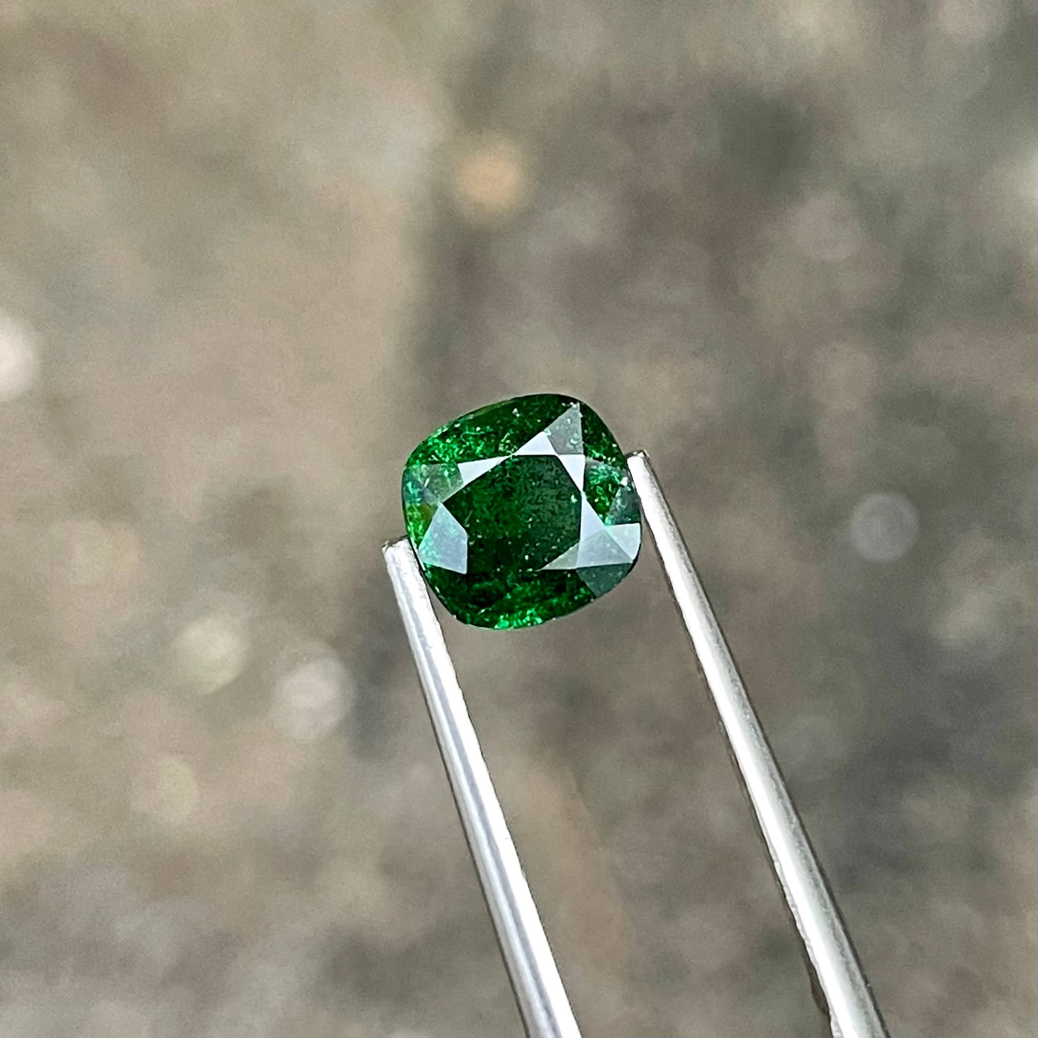 1.60 Carats Tsavorite Garnet Cushion