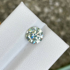 2.09 carats Round Brilliant Cut Moissanite Synthetic Gemstone