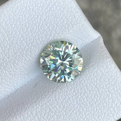 2.20 Carats Lab Grown Round Moissanite