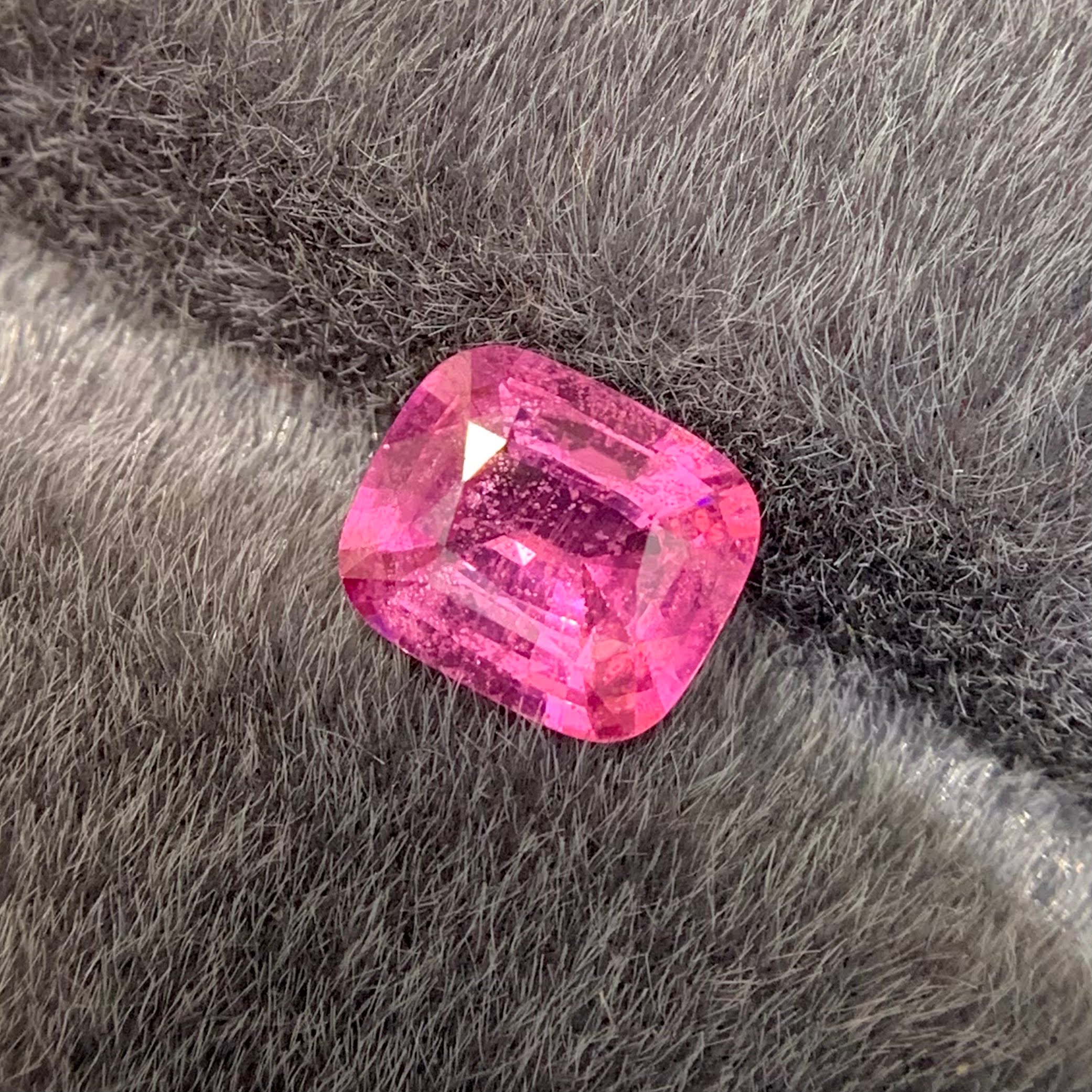 1.53ct Bubblegum Mahenge Spinel