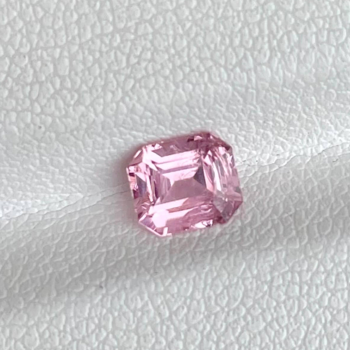 0.84 Carats Pink Spinel Stone Emerald