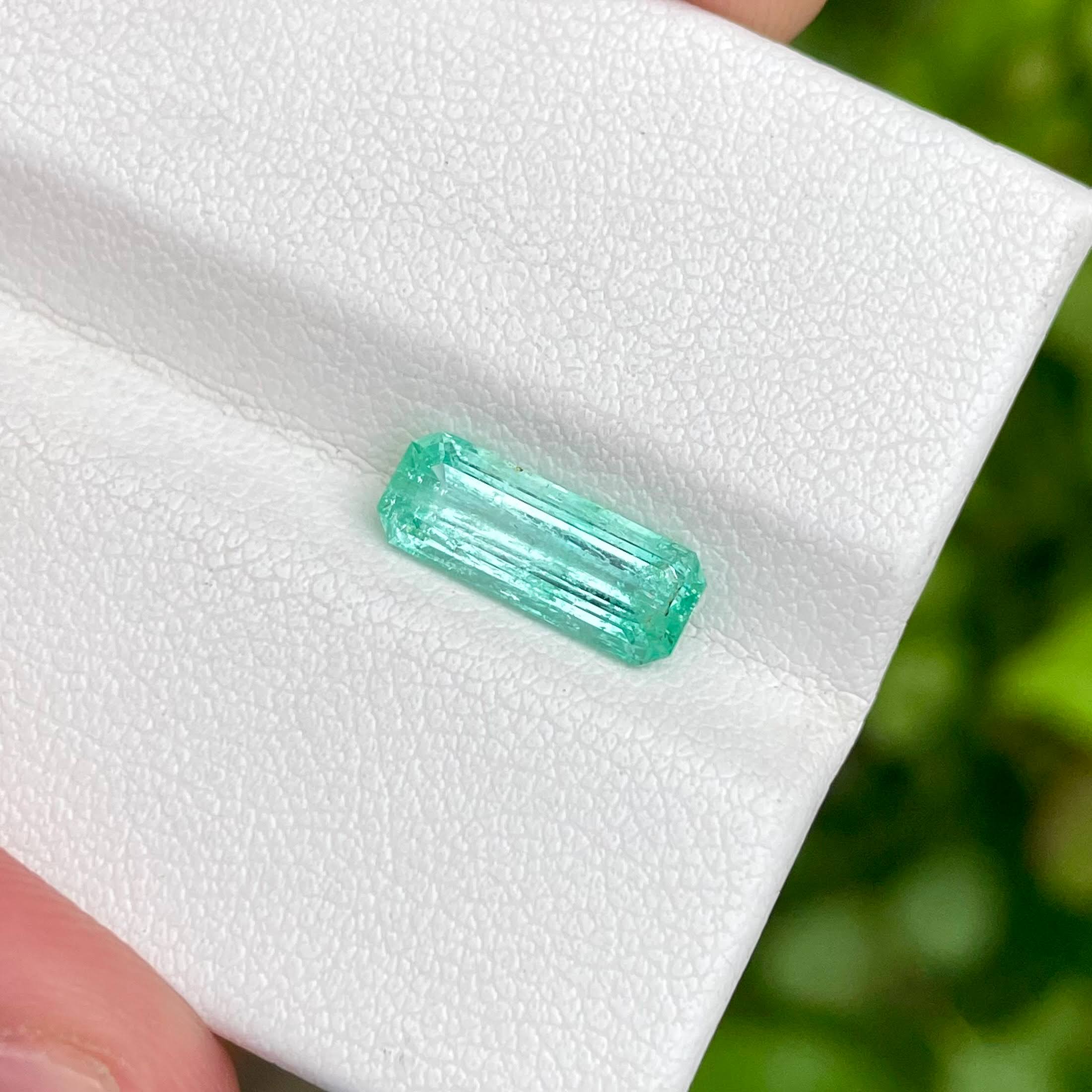 1.65 Carats Emerald Faceted Gemstone